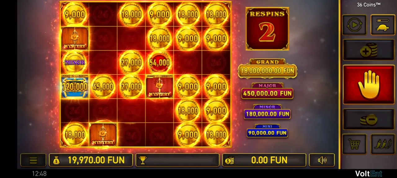 3x3 Royal Piggy: Hold The Spin en juego — captura 1